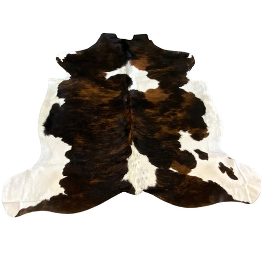 DARK BROWN AND WHITE BRINDLE NATURAL COWHIDE RUG 5X6FT